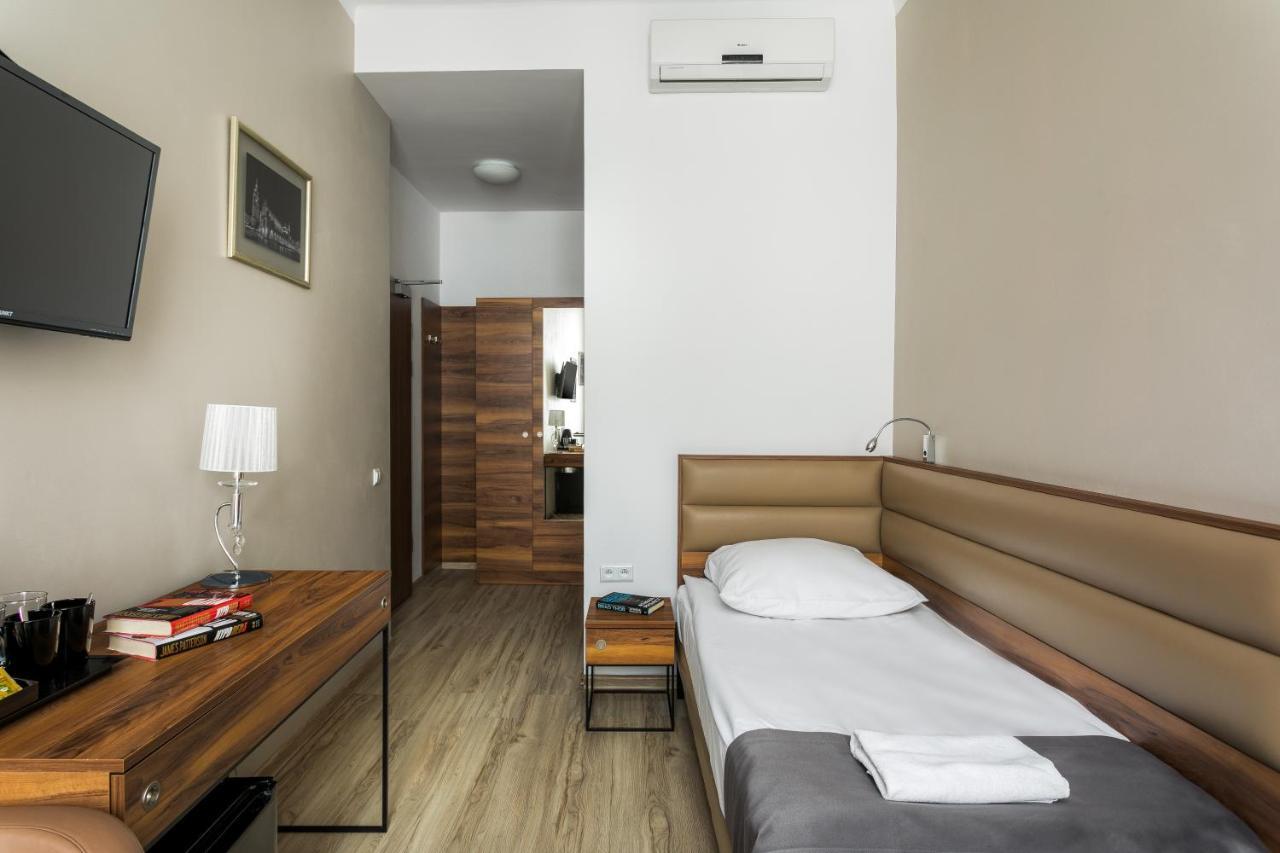 G12 Aparthotel Krakow Exterior photo